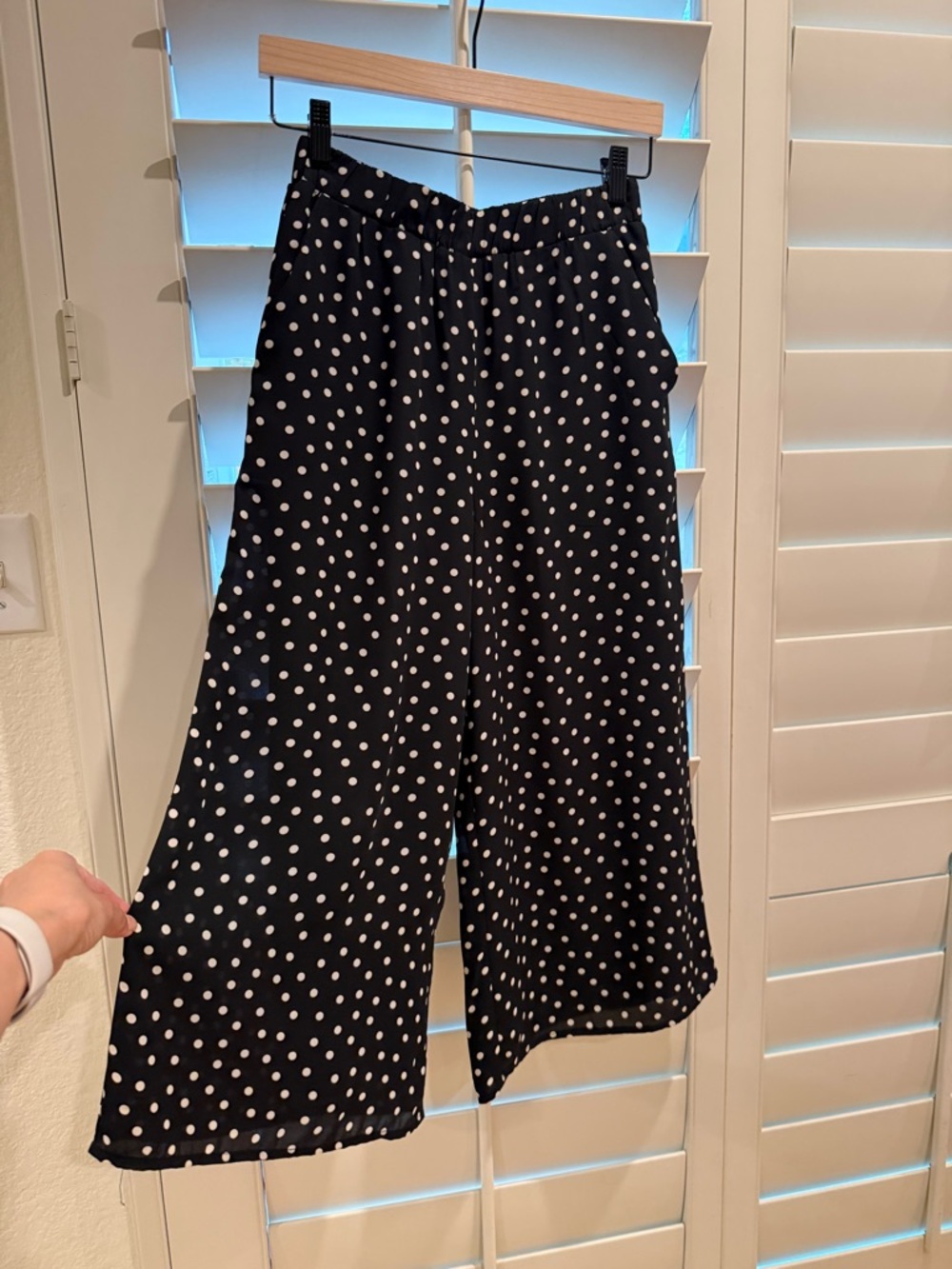 Express Black White Polka Dot Cropped Wide-Leg Pant with Elastic Waist XXS Short